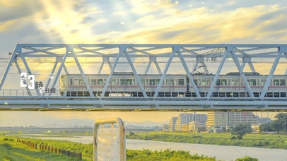 唯美夕阳日式列车