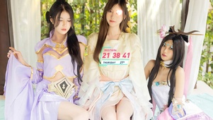 3个清纯长腿女闺蜜
