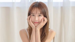 清纯阳光小姐姐