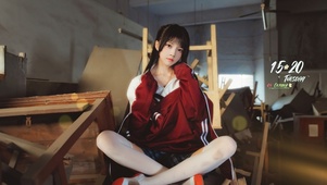 荒废房间的JK少女