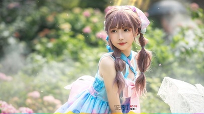 清纯真人cos二次元小姐姐