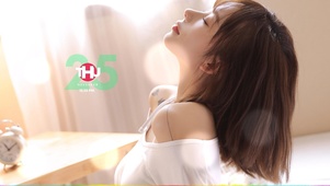 清纯性感短发女孩