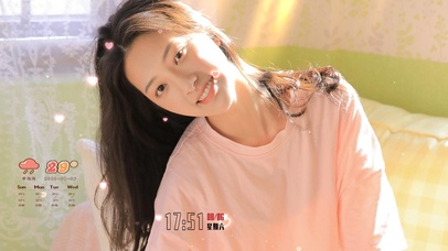 笑容治愈的长发美女