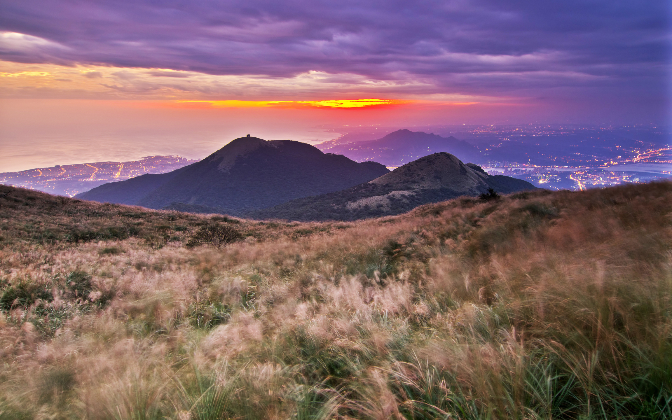 火烧云(风景静态壁纸) - 静态壁纸下载 - 元气壁纸