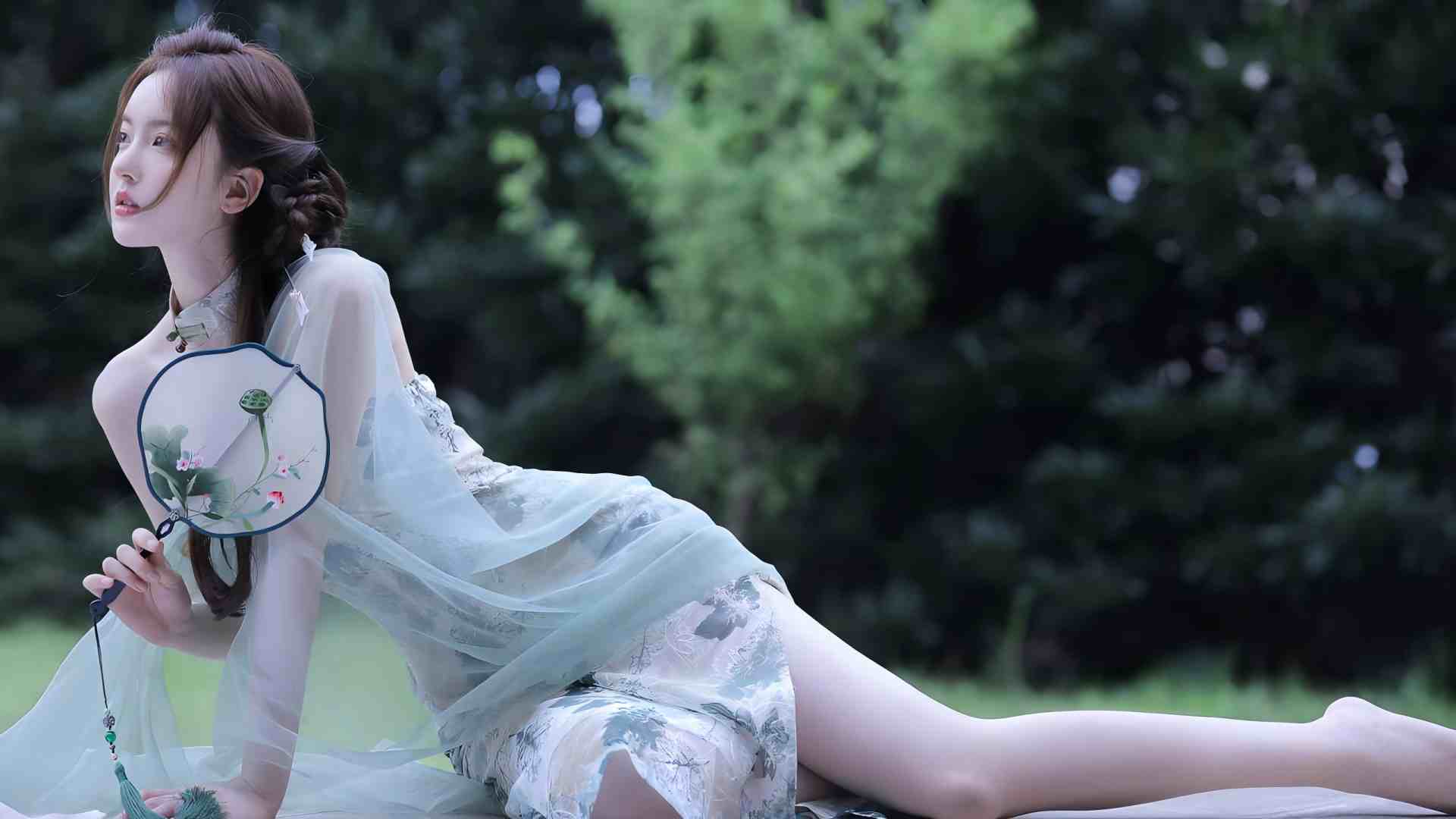 美女
