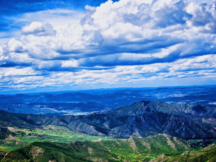 盔甲山