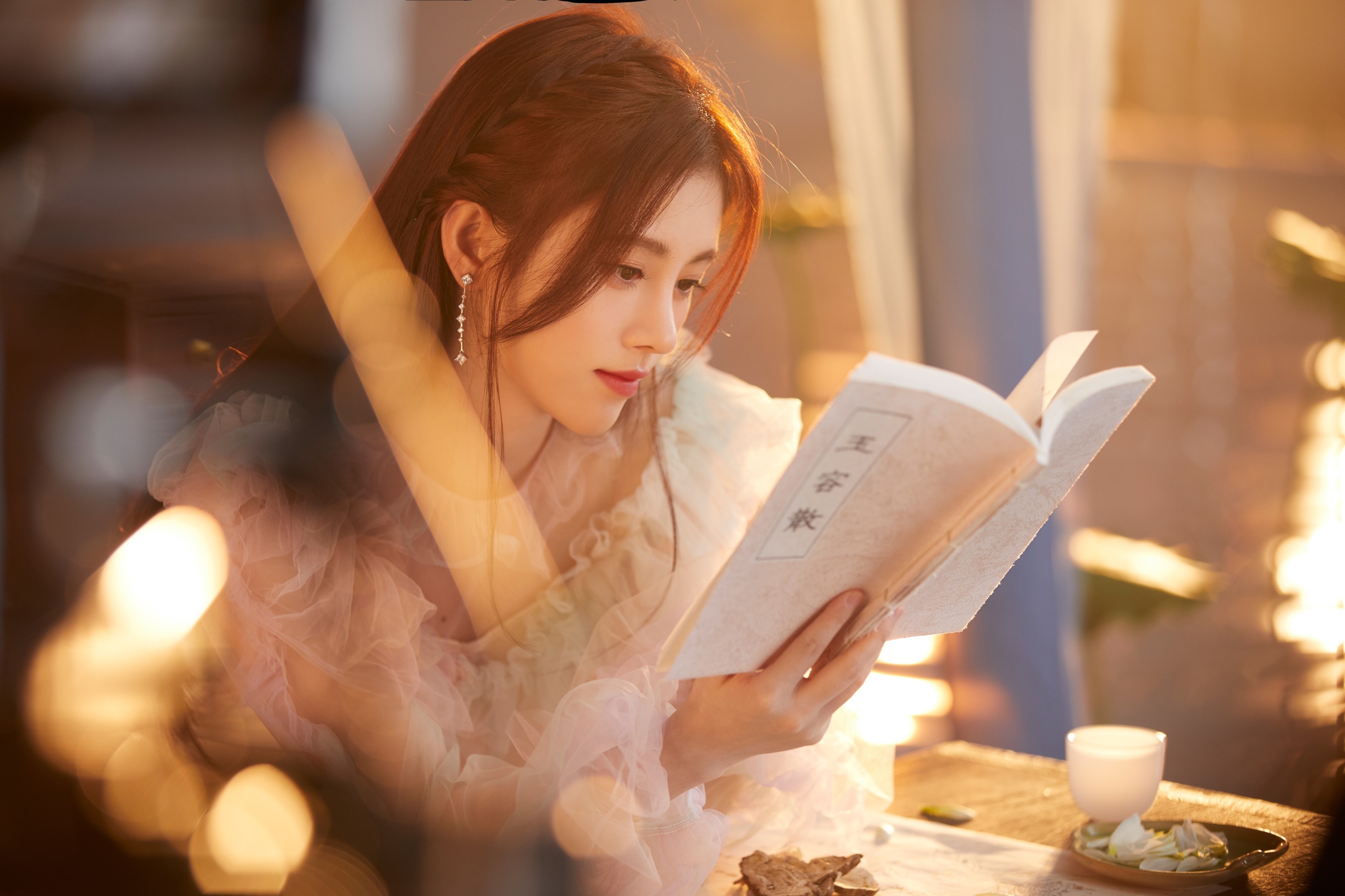 鞠婧祎花西子