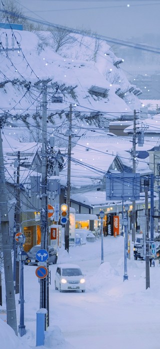 唯美日系城市街道雪景