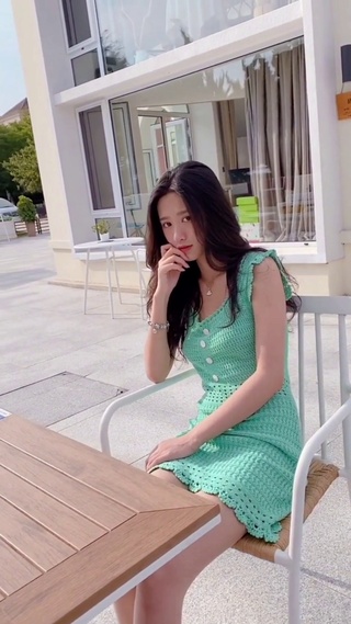 美女