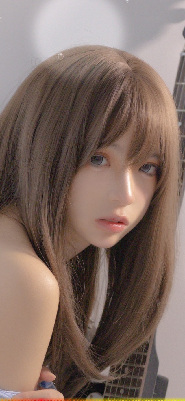 清纯吉他美女【4K-高清】