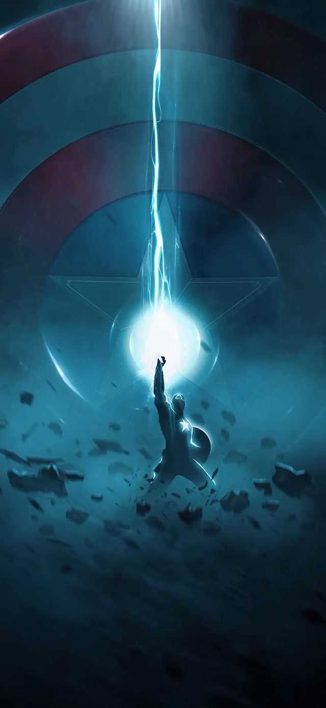 手持雷神锤的美队