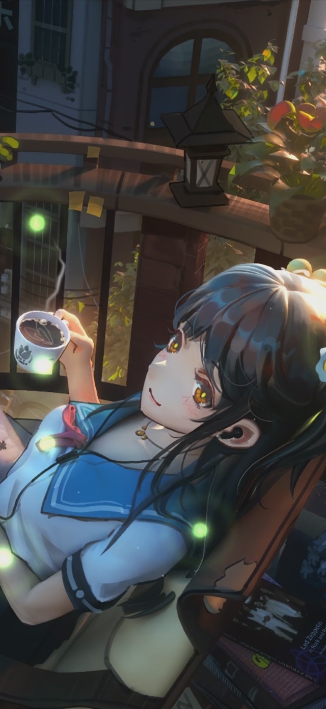 4K喝咖啡的女孩儿