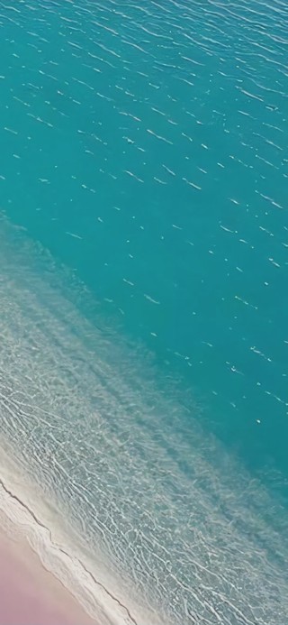 碧蓝海滩