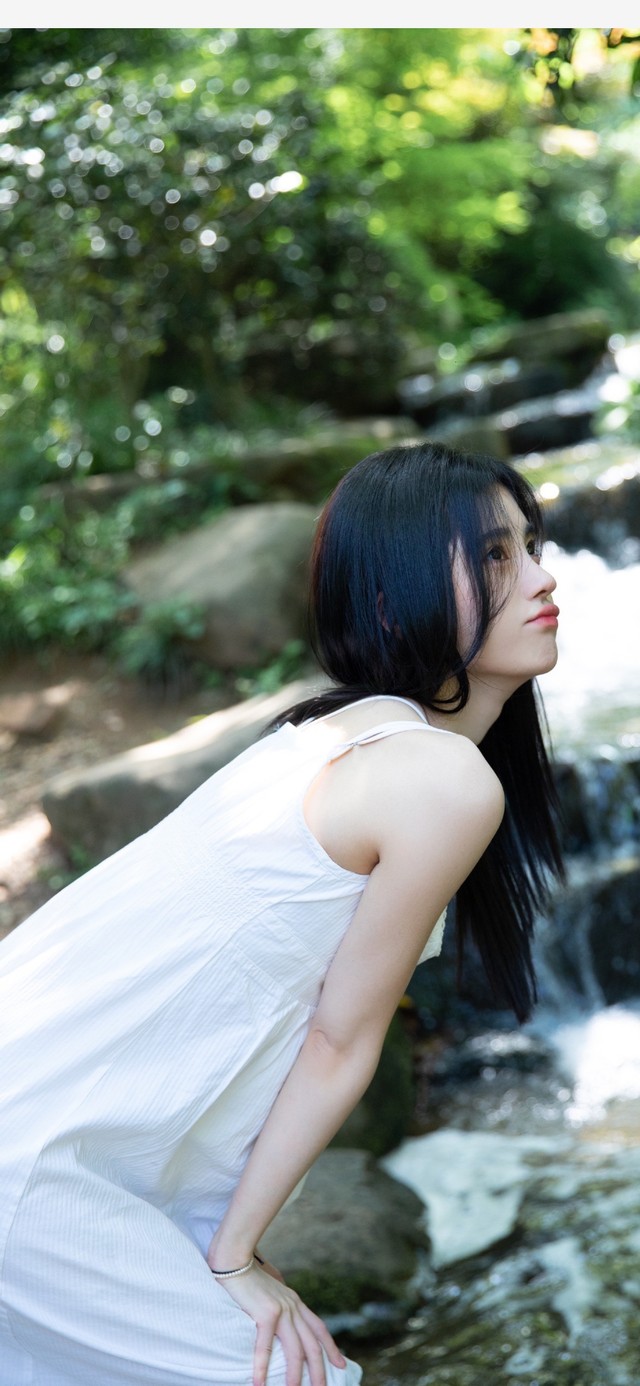 鞠婧祎