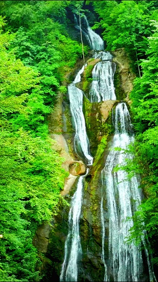 高山流水  4K