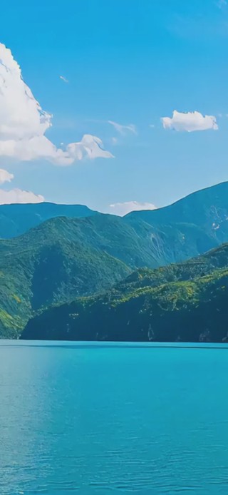 航拍河面