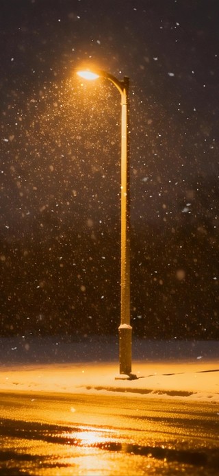 雪夜路灯