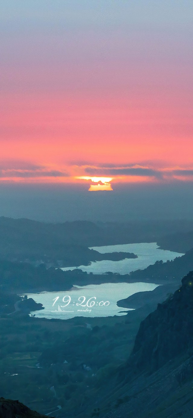 山谷夕阳落日晚霞