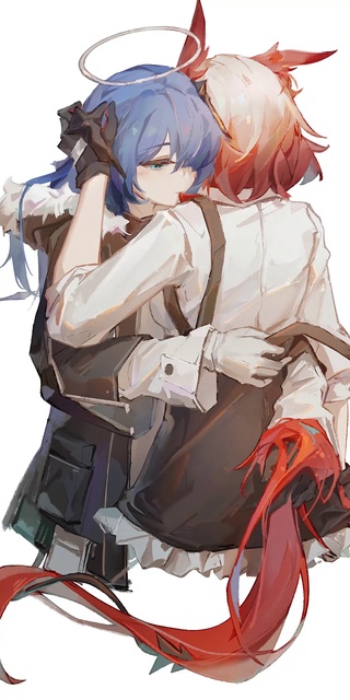 揉一揉漂亮的尾羽