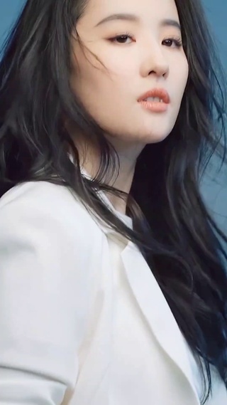 美女