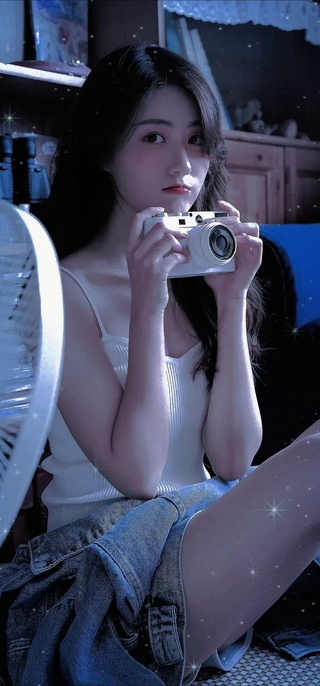 银灰系美女