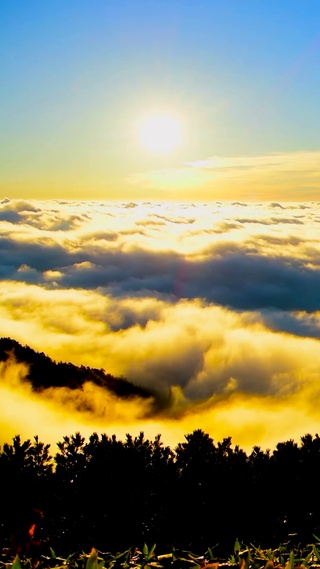 高山云海日出