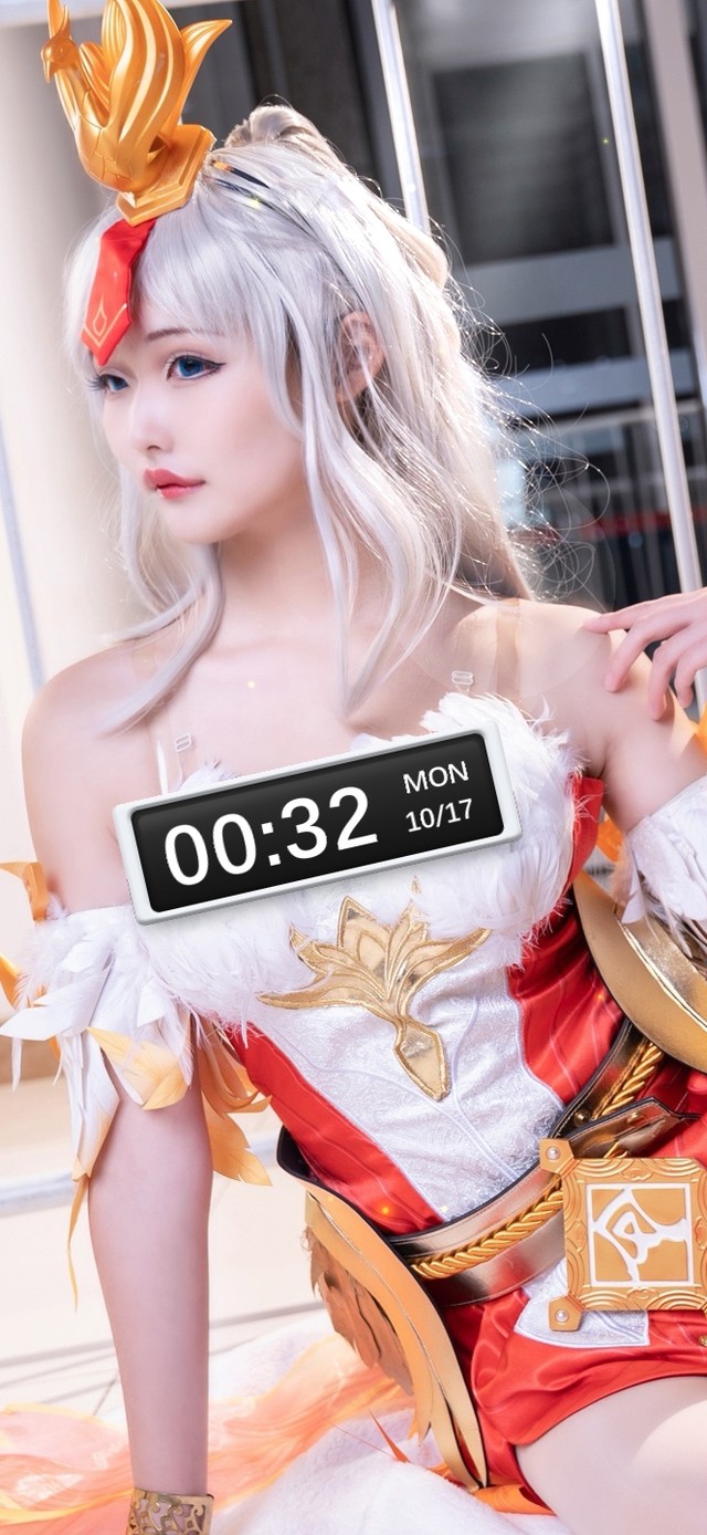 漫展清纯长腿美女