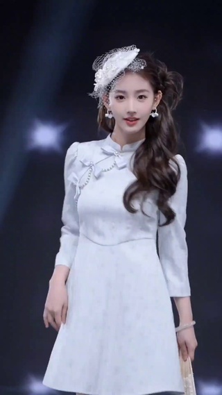美女