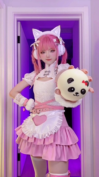 萝莉萌妹叮叮换装舞