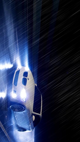 雨中汽车
