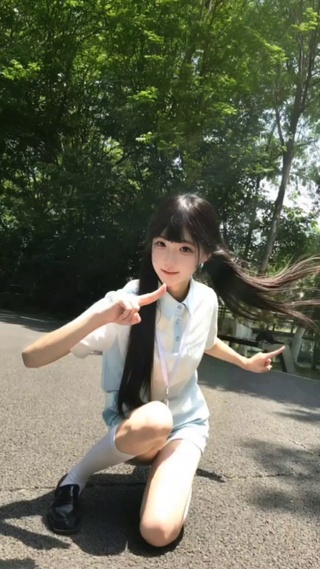 美女