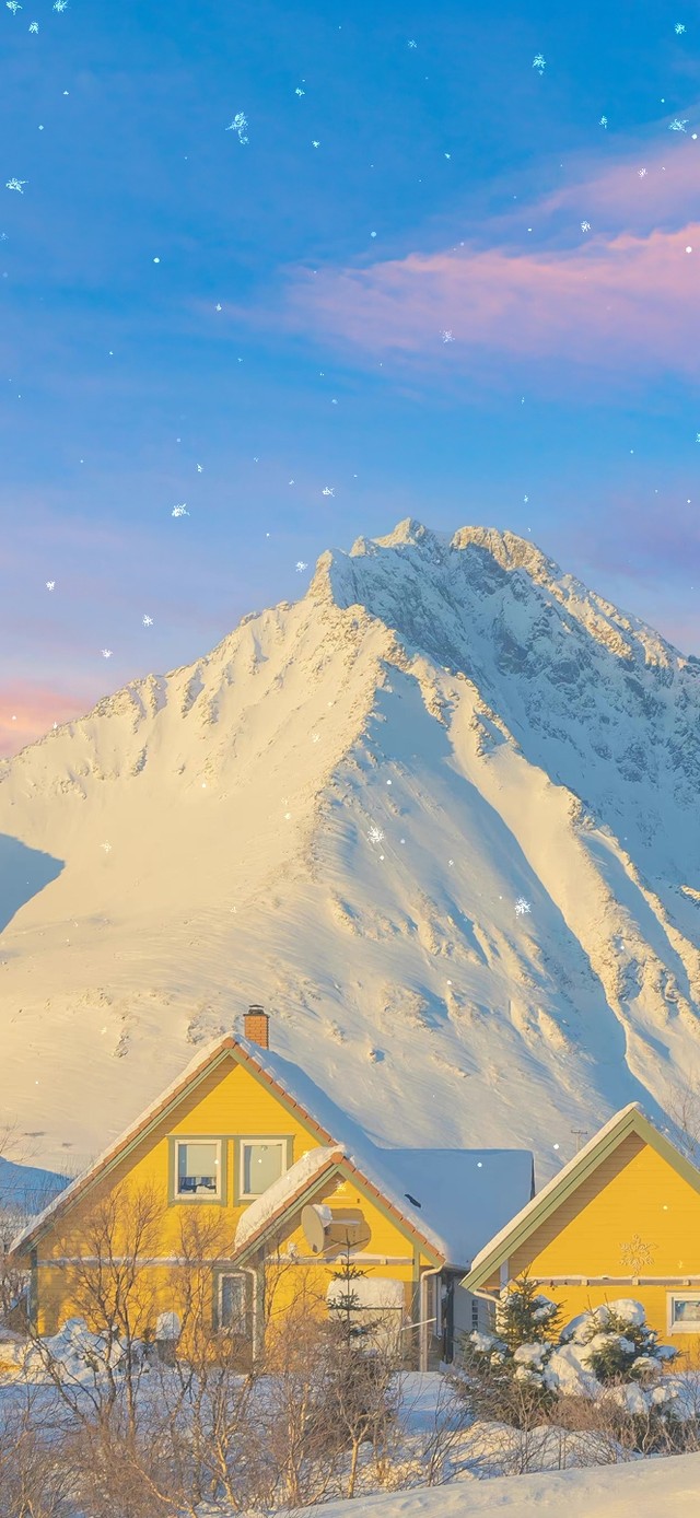 4K唯美治愈浪漫夕阳雪山村庄