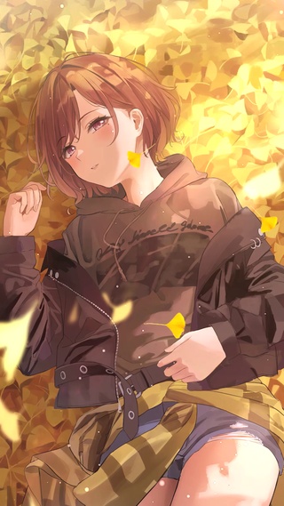 晚秋银杏叶落女孩
