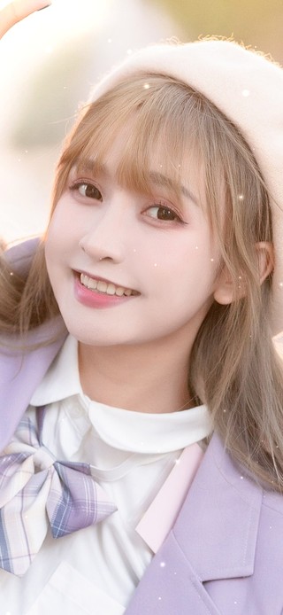 阳光户外小姐姐