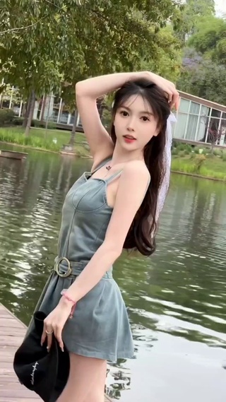 美女