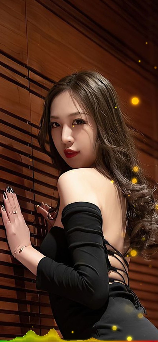 4k性感黑裙美女