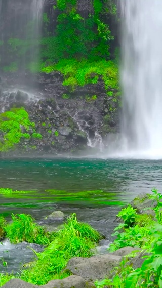 4k瀑布流水