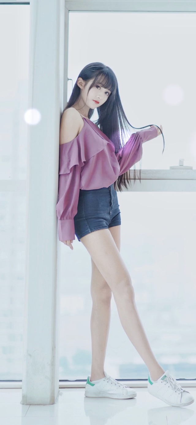 清纯小美妞~(美女手机动态壁纸) - 美女手机壁纸下载 - 元气壁纸