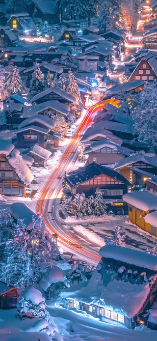 4K唯美治愈冬天夜晚小镇雪景