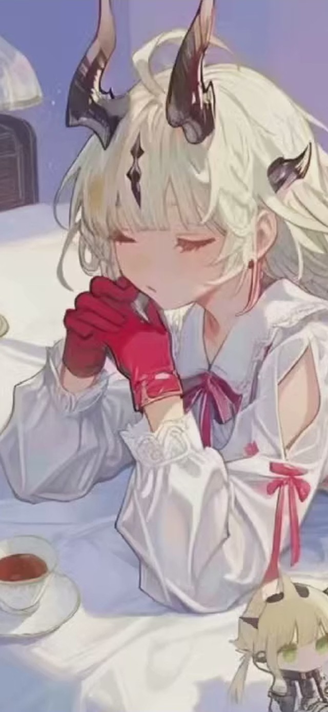 白丝洛丽塔少女-焰影苇草