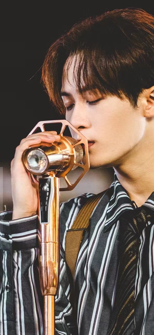 檀健次-《单车》