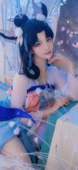 cos如梦令美女