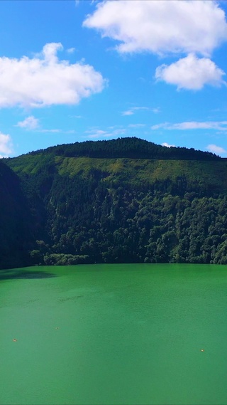 火山湖