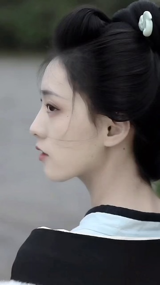 美女