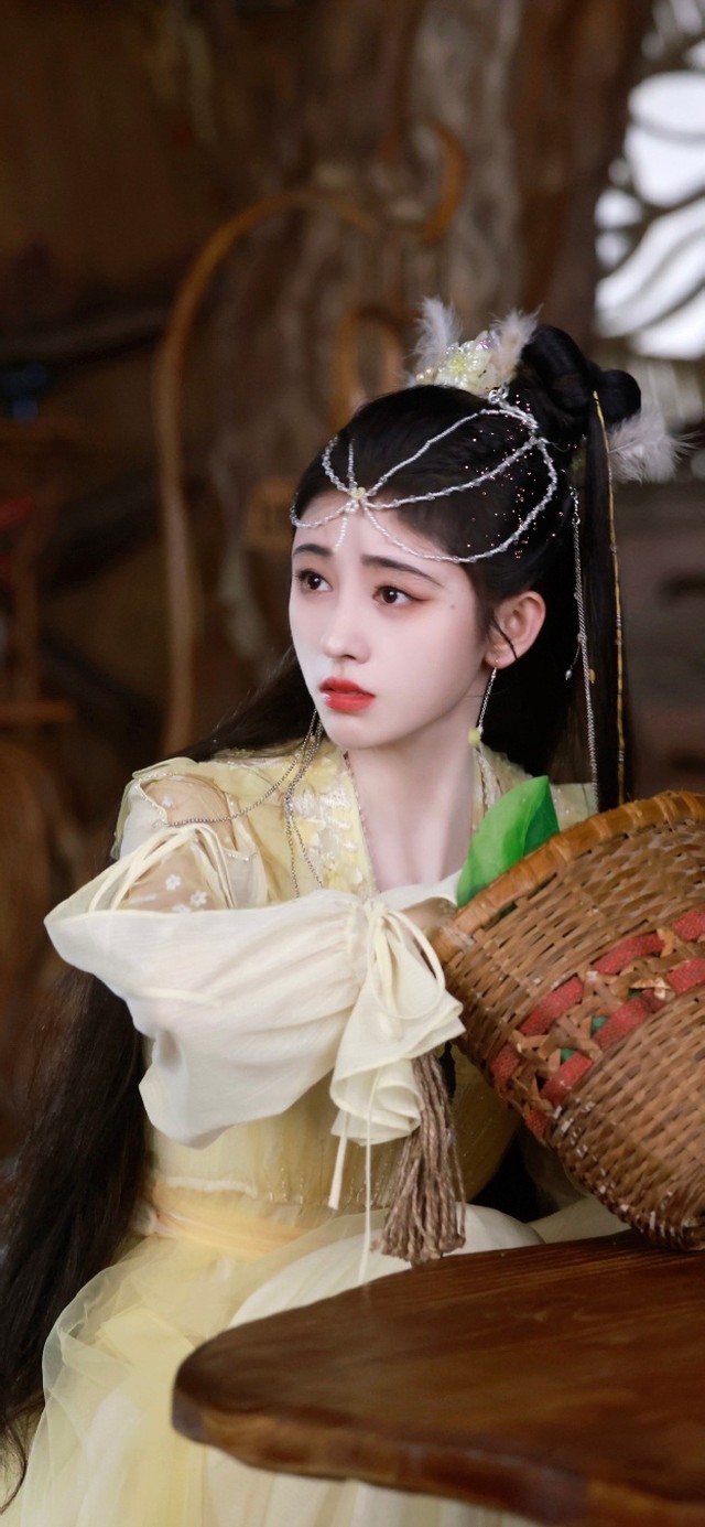 鞠婧祎