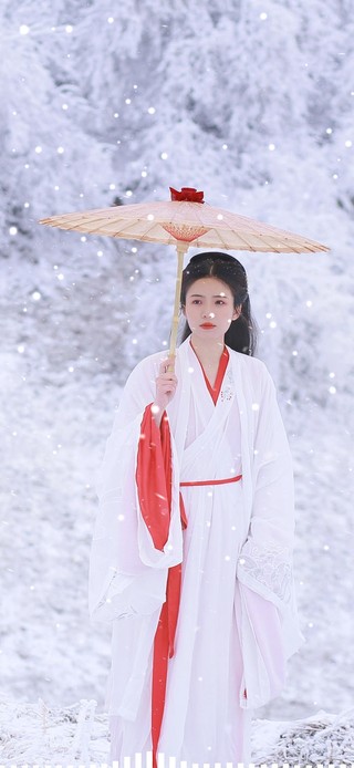 4K雪景古风美女