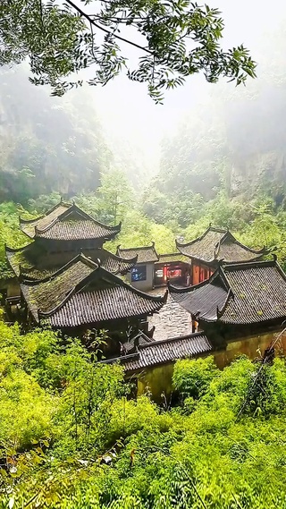 四季更迭