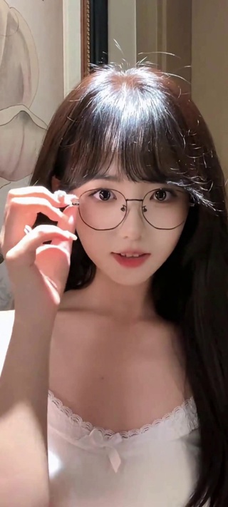 萝莉可爱性感甜美治愈萌妹美少女