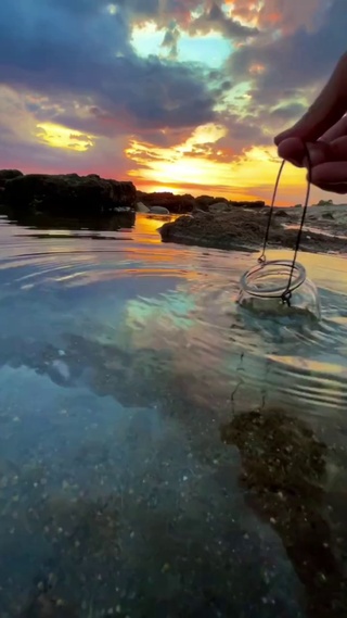 趁天空不注意 偷一瓶晚霞送你