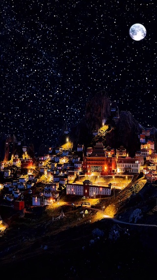 西藏绝美星空孜珠寺